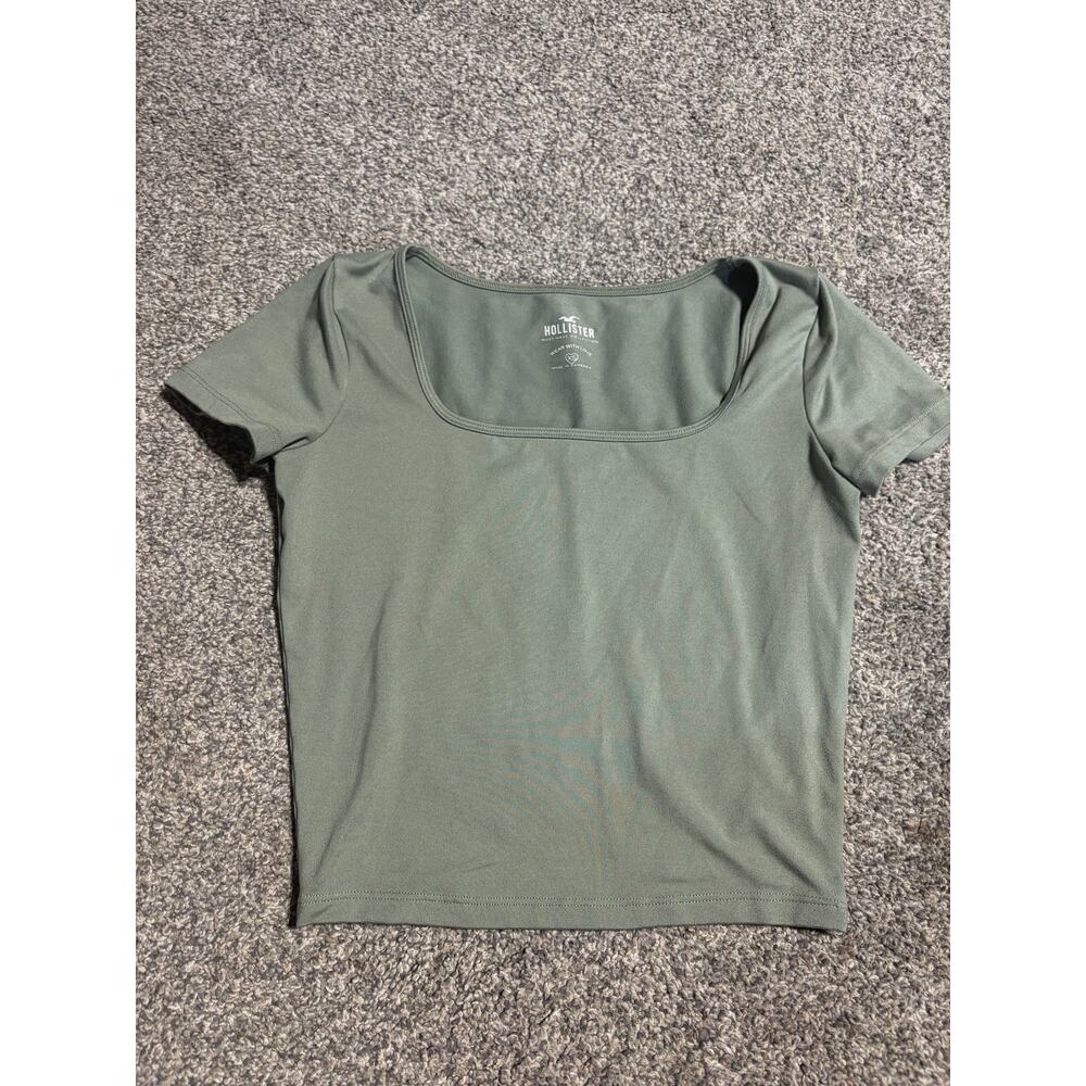 Hollister xs green vrop top